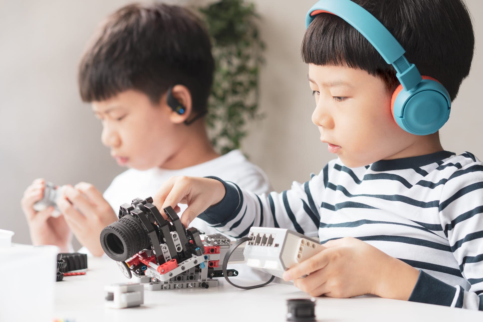 Students building robots together
